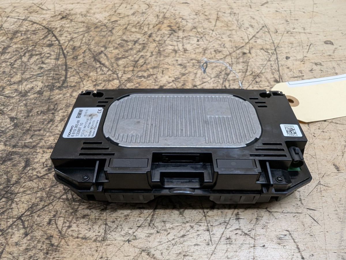 16-19 OEM BMW G11 G12 740 750 M760 Wireless Phone Charger Control Module