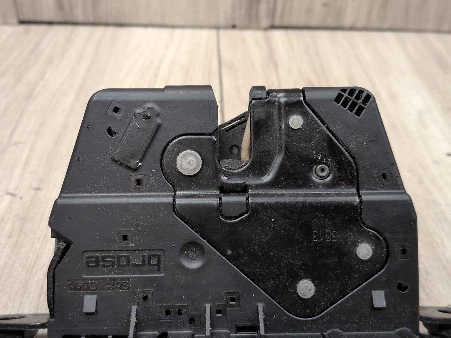 2011 - 2016 BMW 535i F10 Liftgate Trunk Lid Liftgate Lock Latch Actuator 7269543 N55B30A