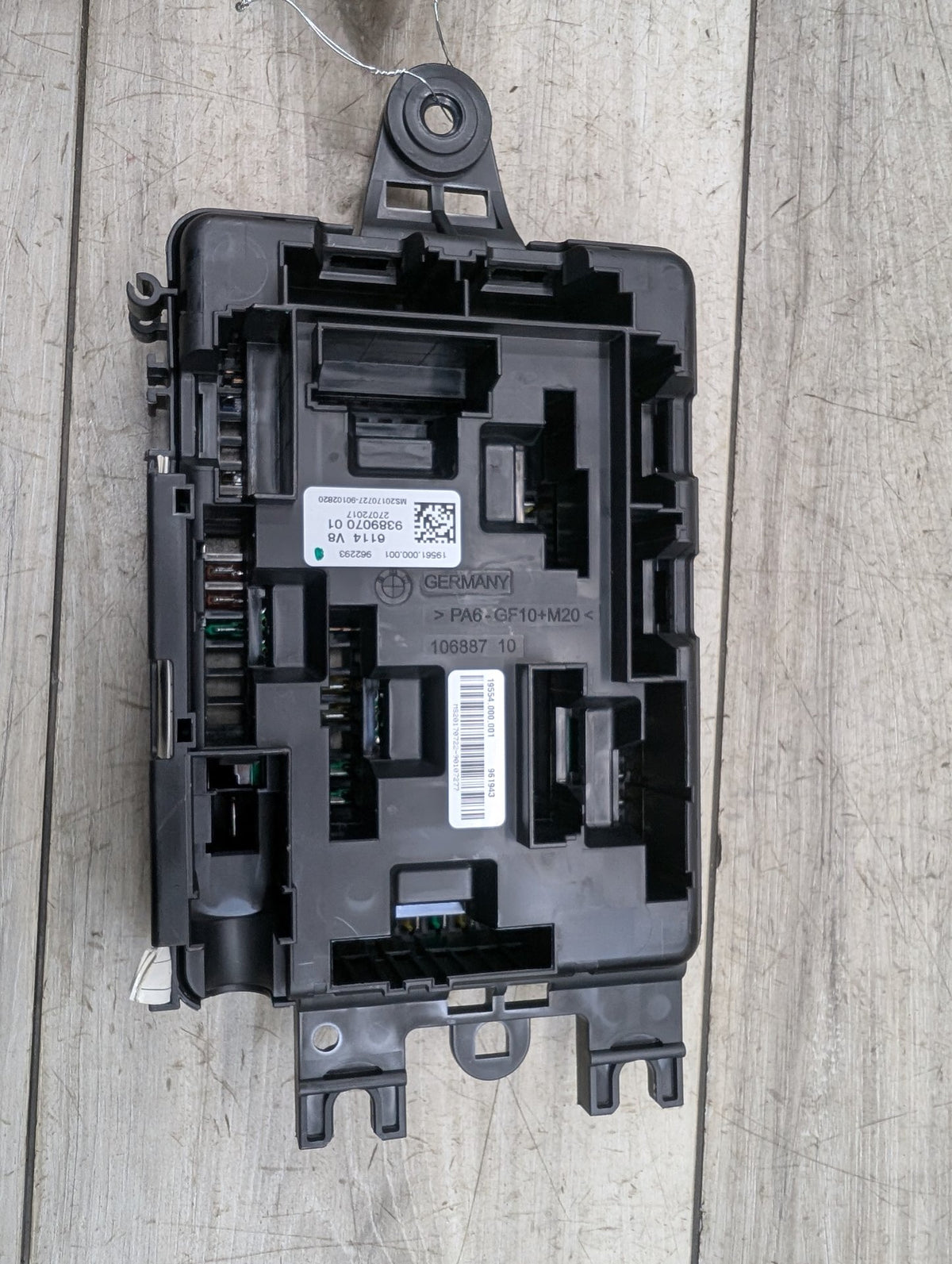 2014-2019 BMW 340 F34 Rear Power Distribution Fuse Box 9389070 OEM