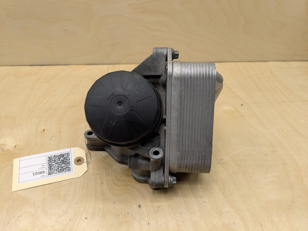 10-17 OEM BMW F01 F07 F10 F12 F25 X3 X4 N55 Engine Oil Filter Housing COOLER
