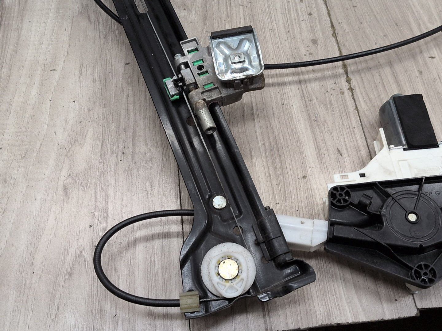 2013 - 2017 Audi S5 8T Front Right Passenger Door Window Glass Regulator w/ Motor 8T0837462D CTUB