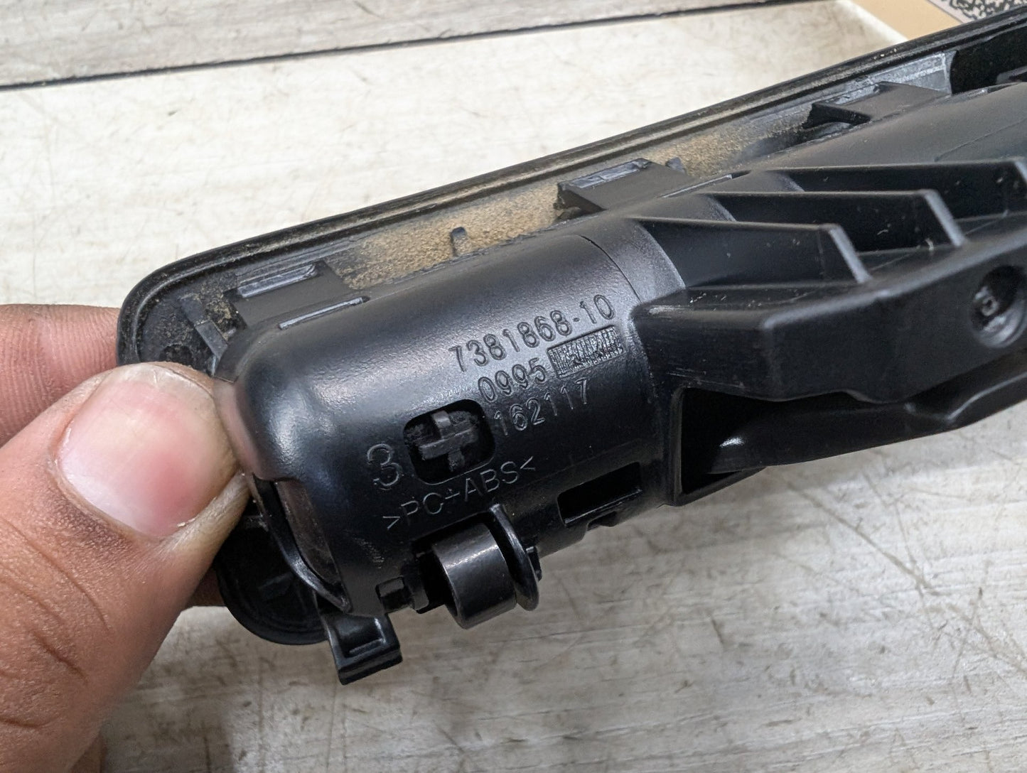OEM BMW G30 530 540 M550 M5 X5 Rear View Camera Trunk Lid Handle Push Button