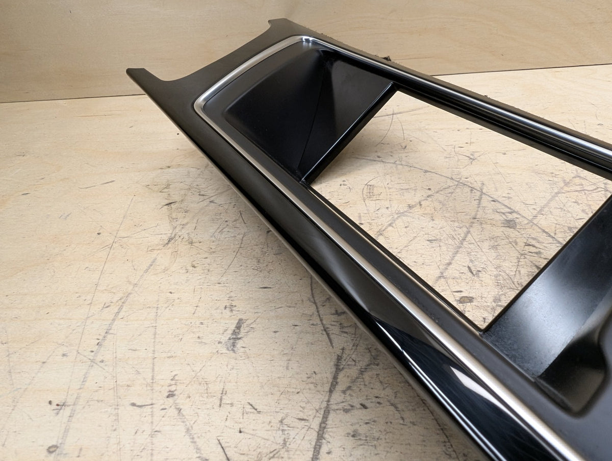 11-17 OEM Audi RS5 8T Center Console Monitor Display Screen Trim 8T1857186L