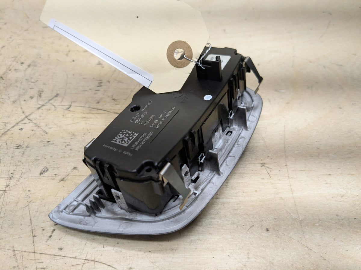 2018-2023 BMW M550i G30 Headlamp Switch 6841879 OEM