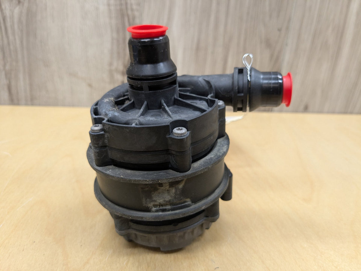 OEM BMW G01 G05 G20 G22 G26 Engine B46 B58 Auxiliary Electric Water Pump Cooling