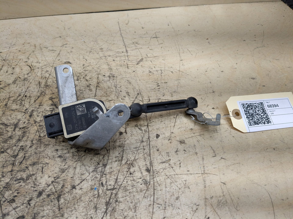 16-22 OEM BMW F30 F44 F80 G01 G20 G30 Suspension Height Level Sensor 2959574