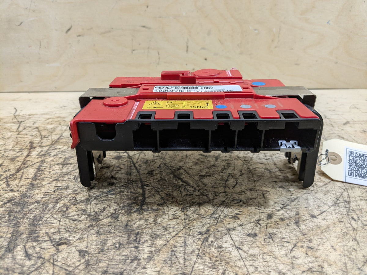 OEM BMW E82 E88 E90 E92 Battery Power Junction Distribution Fuse Box Voltage