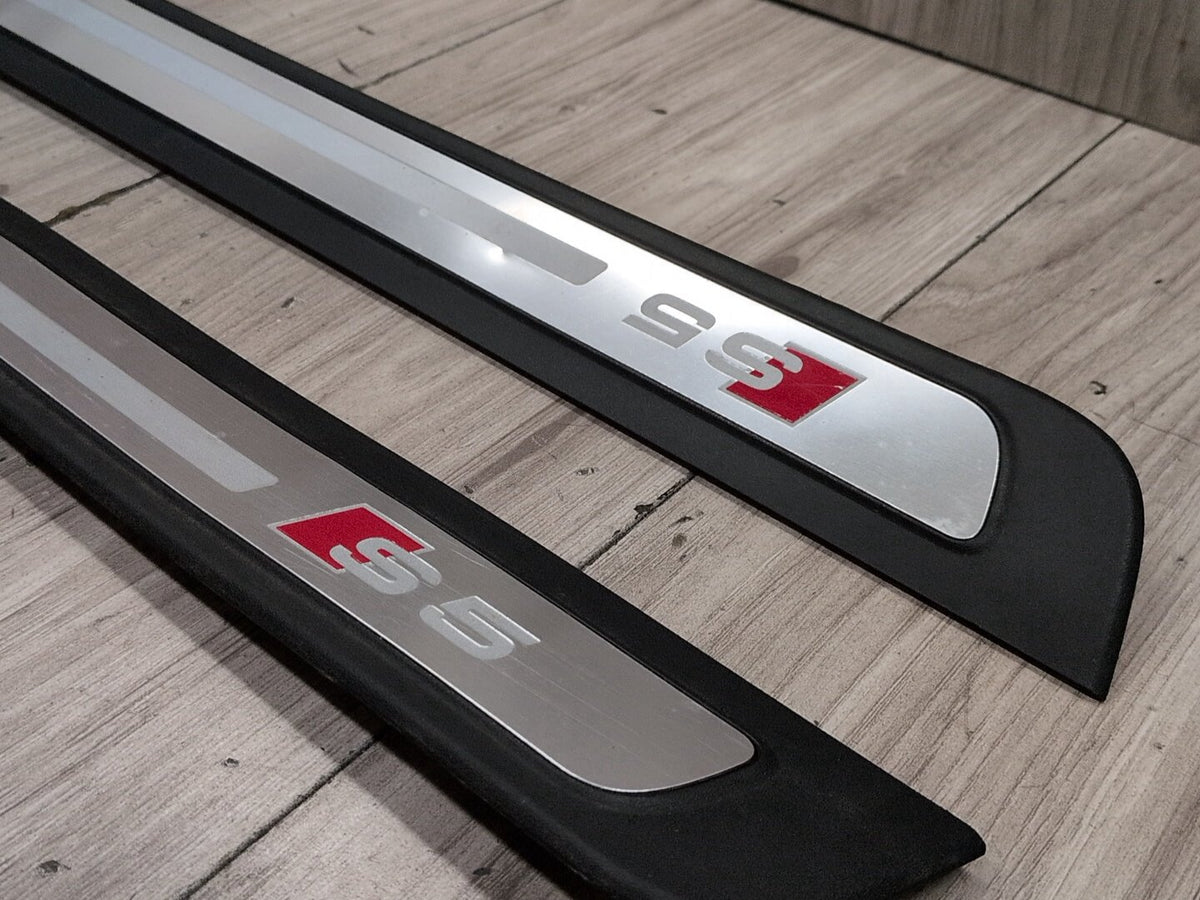 2013-2017 Audi S5 8T Front Left Right Scuff Plate Door Sill SET 8T0853373 OEM