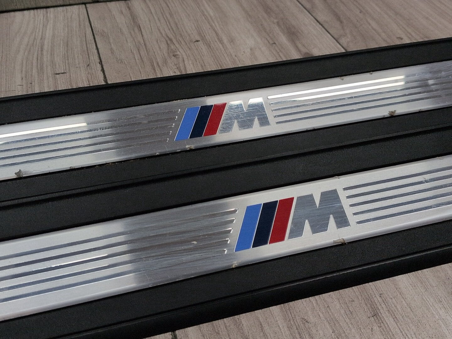 2011 - 2016 BMW 535i F10 Front Rear Left Right Scuff Plate Door Sill SET 8050054 N55B30A