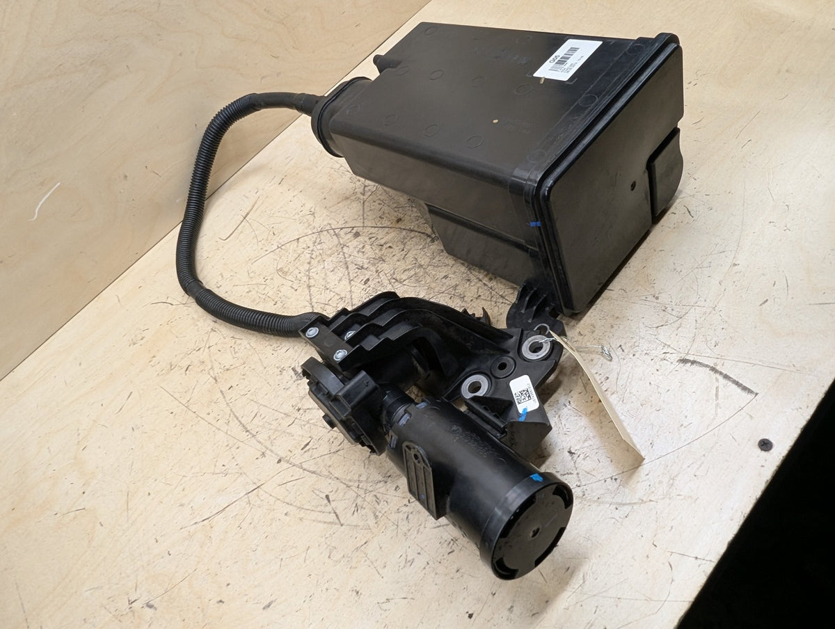 OEM BMW F95 G05 G06 G07 X5 Charcoal Filter Fuel Tank Vapor Evaporator Canister