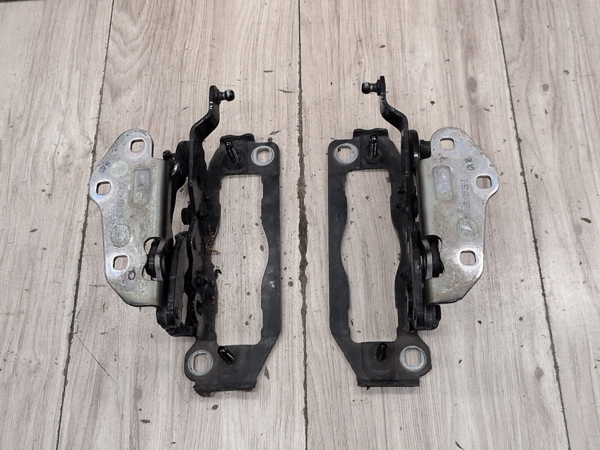 2009-2012 Mercedes-Benz E550 W212 Hood Bonnet Hinges SET A2048800228 OEM