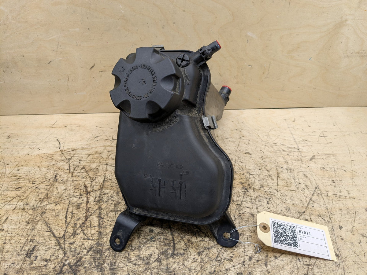 2008-2013 BMW 135i E88 Coolant Expansion Tank Reservoir 7640514 OEM