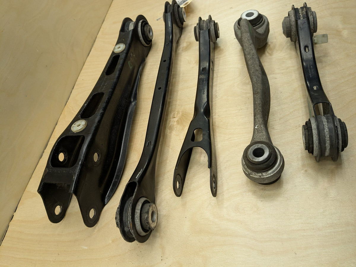 2018-2025 BMW X3 G01 Rear Right Passenger Control Arms SET 6871020