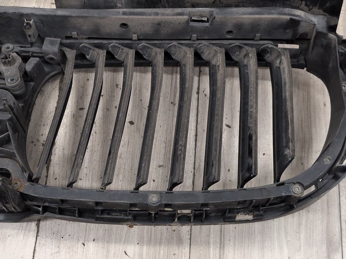 2016-2022 BMW 750i G12 Front Bumper Radiator Air Flap Shutter 8091760 OEM