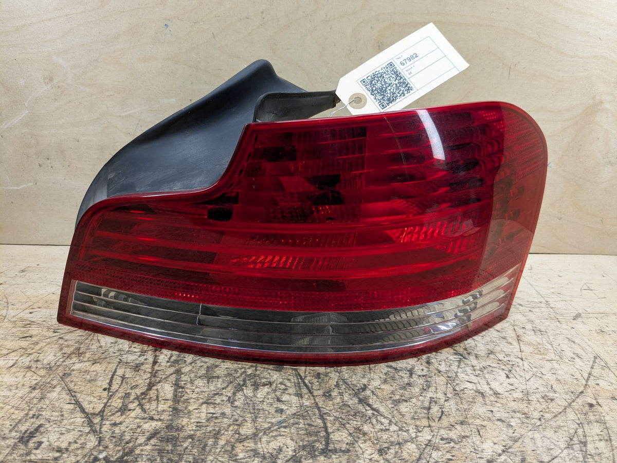 08-11 OEM BMW E82 E88 128 135 Rear Right Passenger Outer Tail Light Stop Light