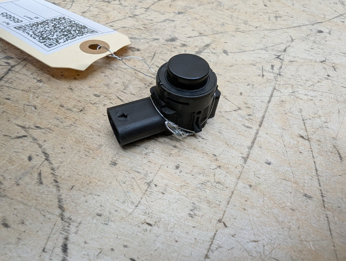OEM BMW F44 G05 G12 G20 G22 G23 G26 G80 PDC Parking Distance Sonic Sensor Black