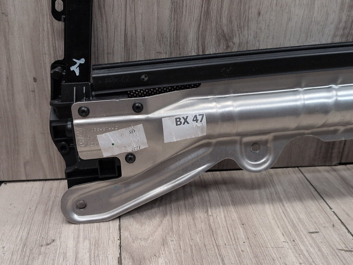 2016-2022 BMW 750i G12 Rear Right Passenger Door Window Glass Roller Sunshade Blind 7358910 OEM