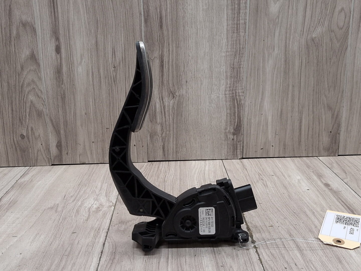 2008-2017 Audi S5 8T Gas Accelarator Pedal 4H1723523 OEM