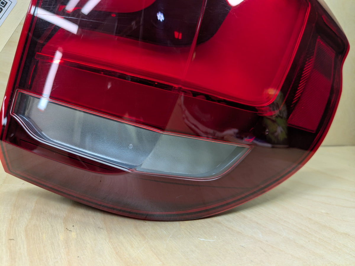 14-18 BMW OEM F15 F85 X5 X5M Rear Right Passenger Side Outer Stop Tail Light