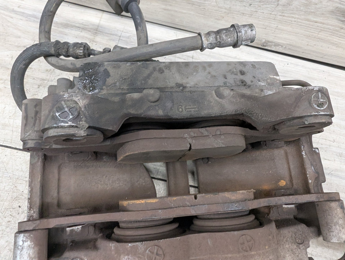 2017-2023 BMW 530i G30 Front Right Passenger Brake Caliper 6883736 OEM