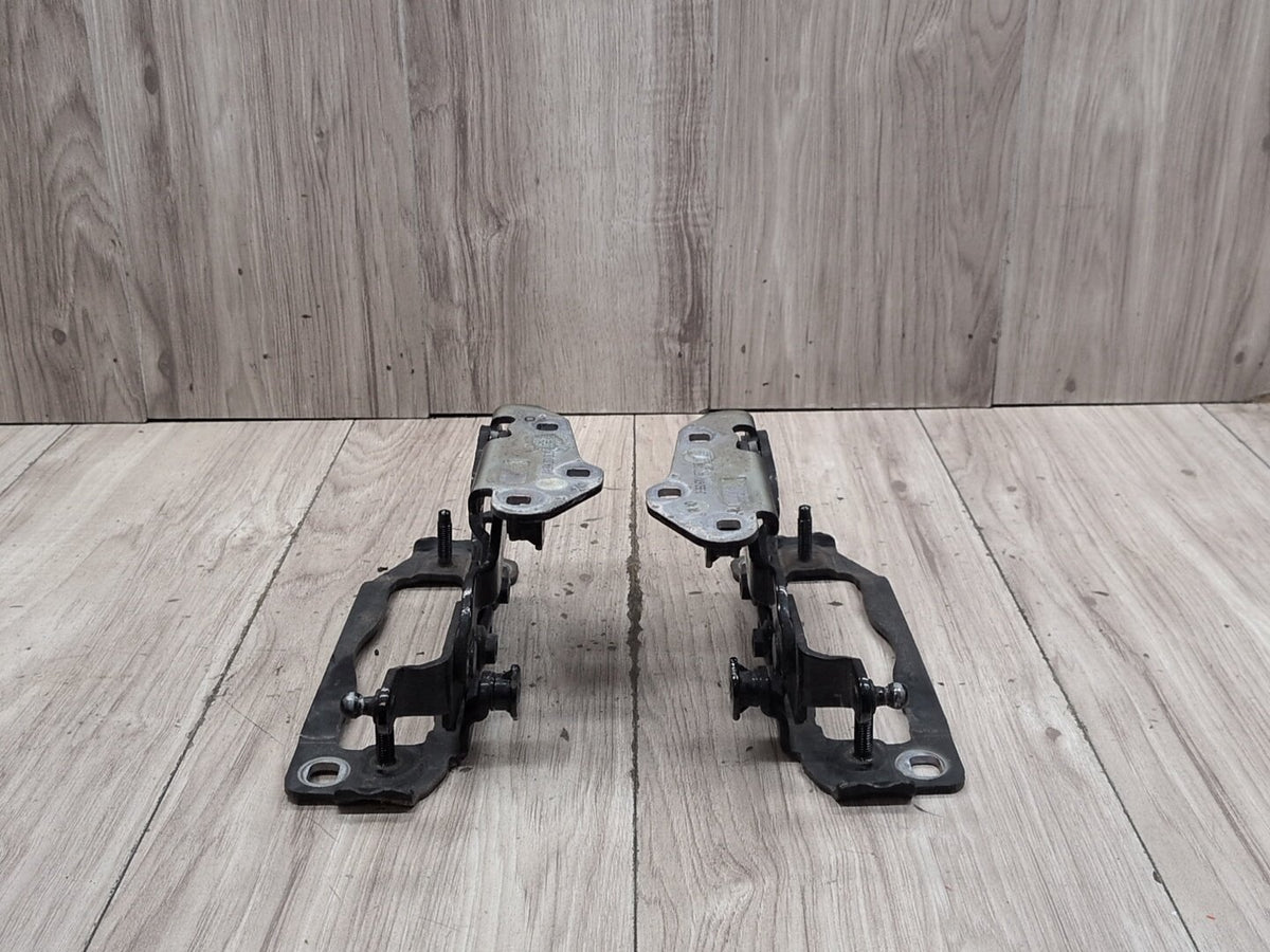 2009-2012 Mercedes-Benz E550 W212 Hood Bonnet Hinges SET A2048800228 OEM