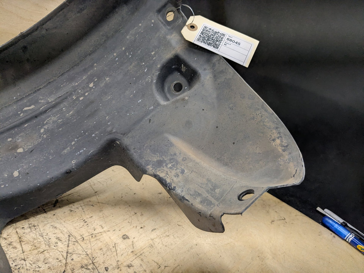 2008-2013 BMW 135i E88 Front Right Passenger Fender Liner Splash Guard 7166244