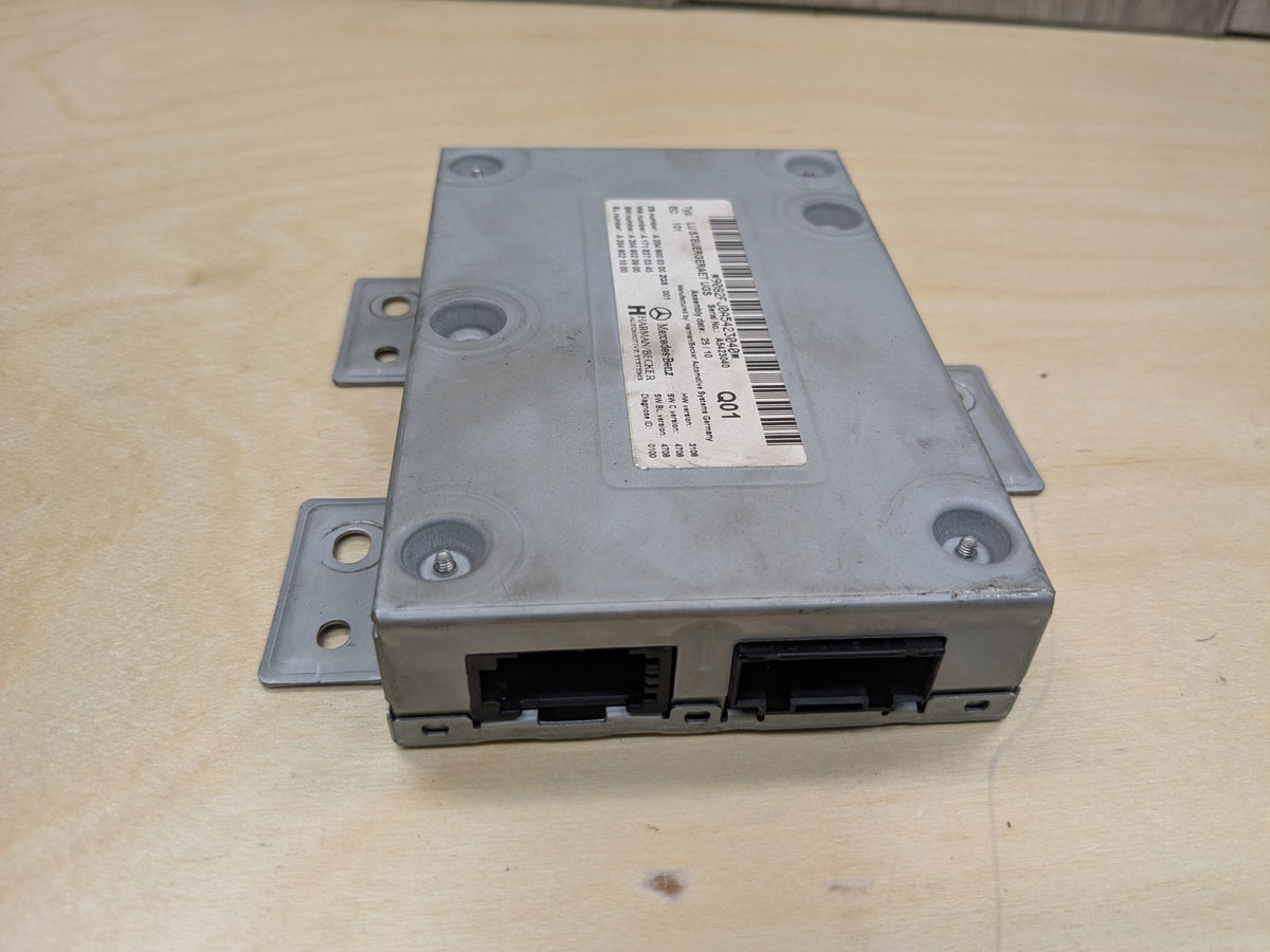 2009-2011 Mercedes-Benz SLK-Class R171 Antenna Telematics Module A2049000300