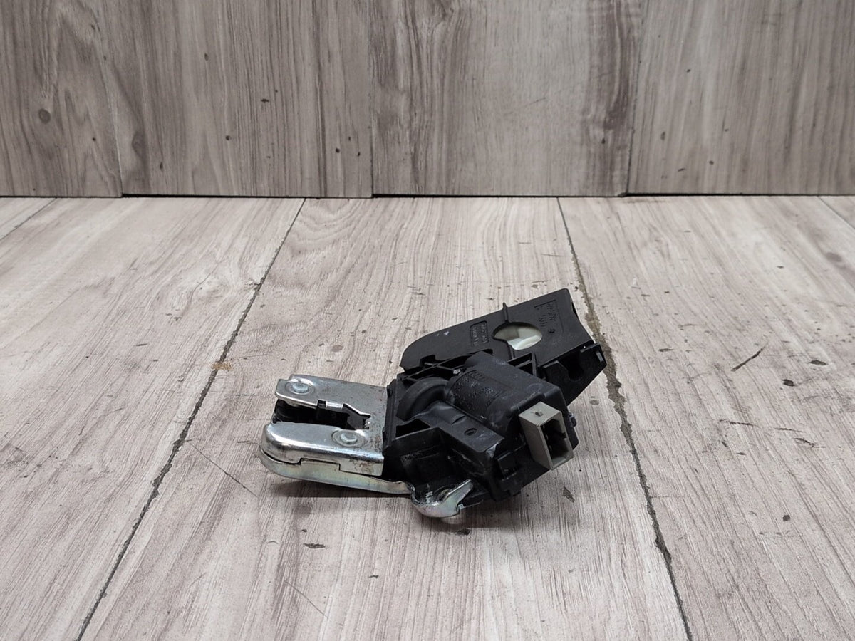 2010-2016 Audi S4 B8 Liftgate Trunk Lid Lock Latch Actuator 4F5827505 OEM