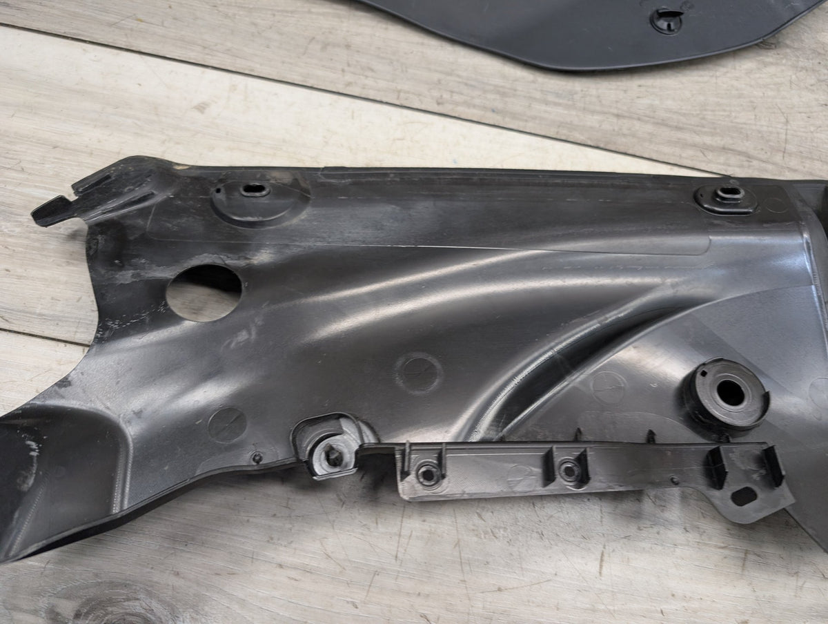 2016 BMW 750Li G12- Front Driver Under Hood Sealing Shield Panel SET PN: 7347399