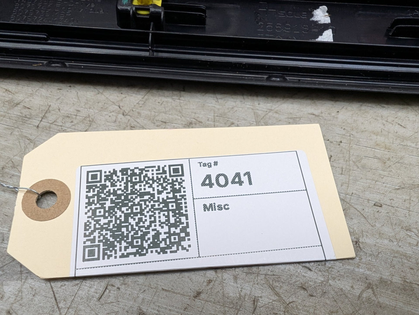 2019 - 2026 BMW 330i G20 Front Left Right Scuff Plate Door Sill SET 7407377 B46B20O1