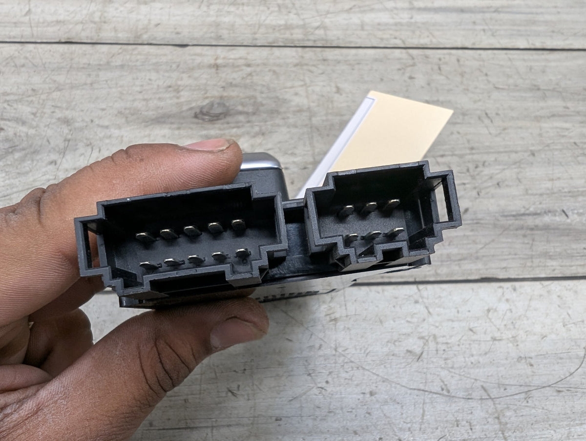 2009-2017 Audi Q5 8R Front Right Passenger Seat Control Switch 8K0959748 OEM