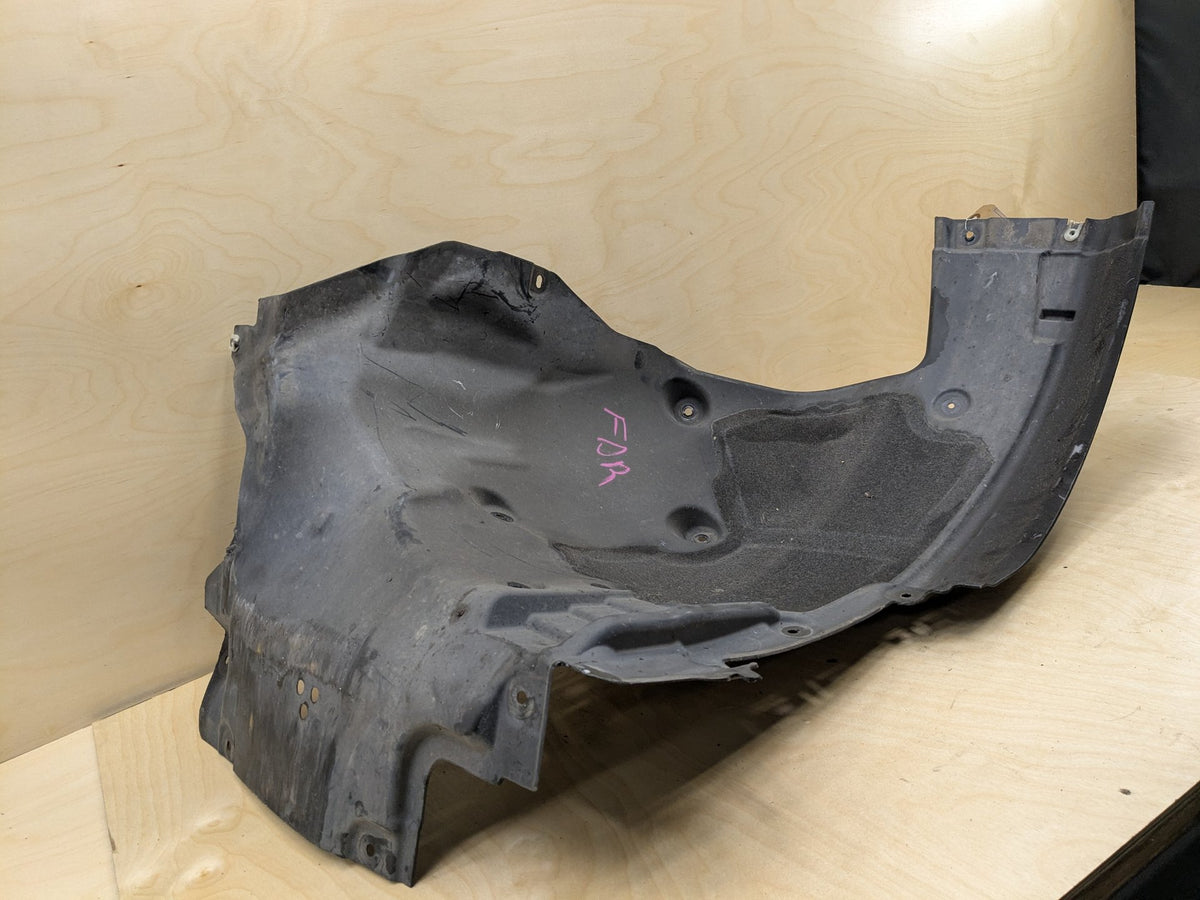 2016-2019 BMW 750Li G12 Front Left Wheel Fender Liner Splash Guard 7340201 OEM