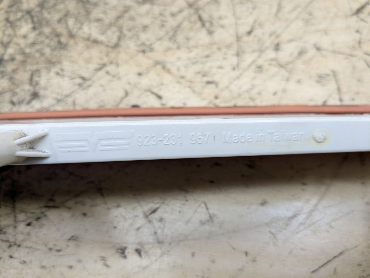 2008-2013 BMW 135i E88 Upper Liftgate Trunk Lid 3rd Brake Light 7164978 OEM