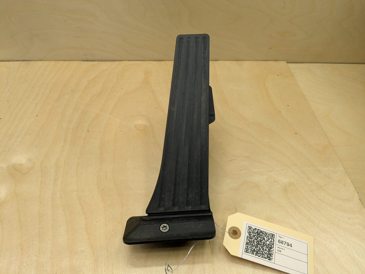 OEM BMW F15 F22 F25 F30 F36 F80 G01 G05 G20 X3 X5 Accelerator Throttle Gas Pedal