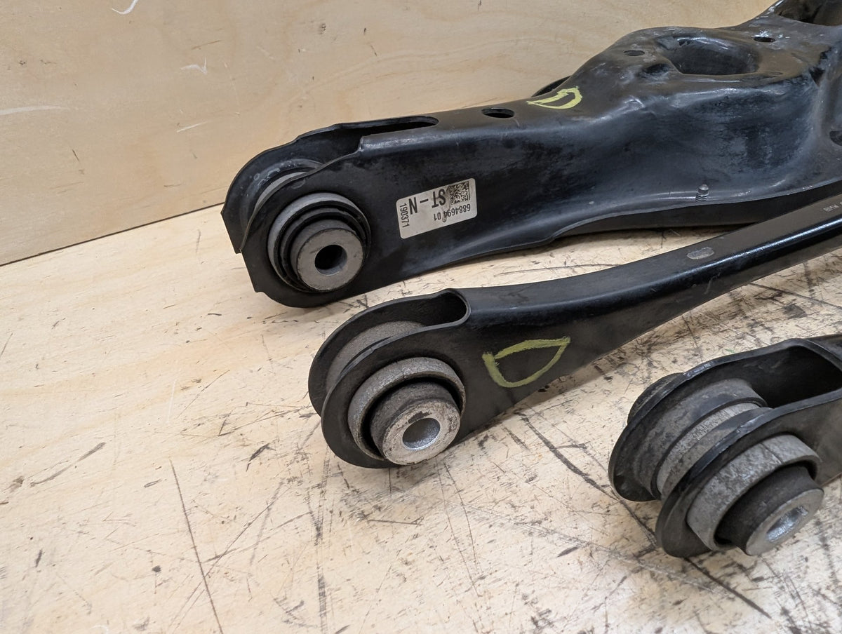 19-26 OEM BMW G20 G22 G23 G26 G42 Rear Left Driver Upper Lower Control Arm SET