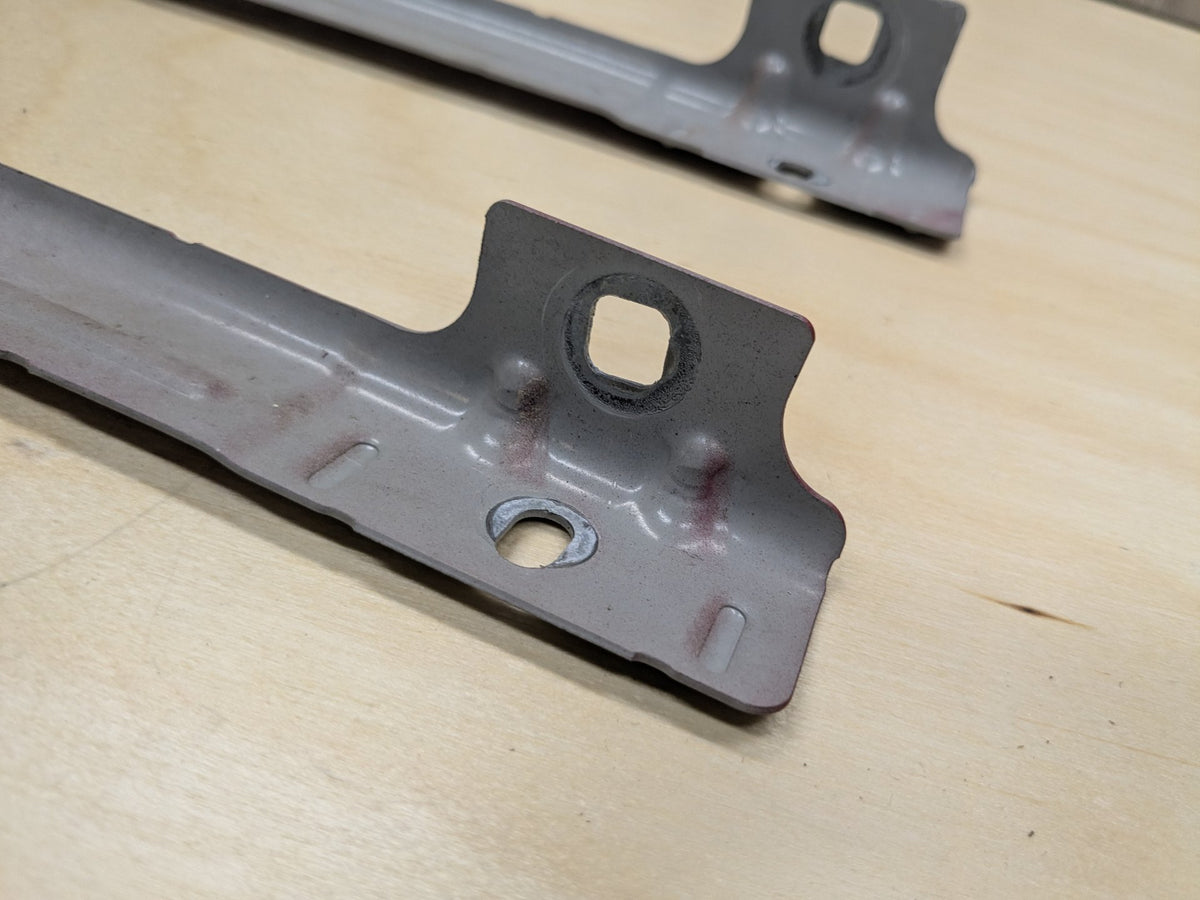 2009-2011 Mercedes-Benz SLK-Class R171 Fender Brackets SET A1718810914 OEM