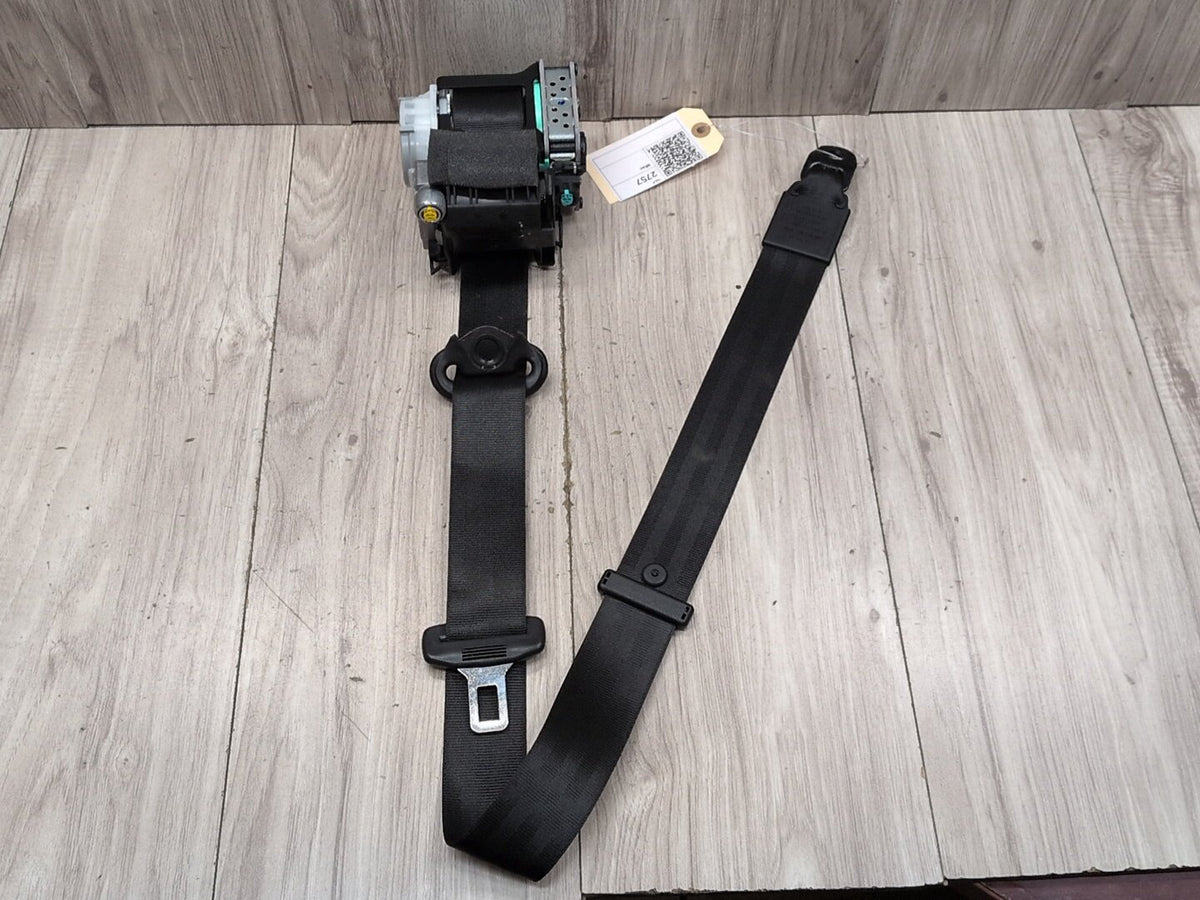2013-2017 Audi S5 8T Front Right Passenger Seatbelt Seat Belt Retractor 8T1857706H OEM