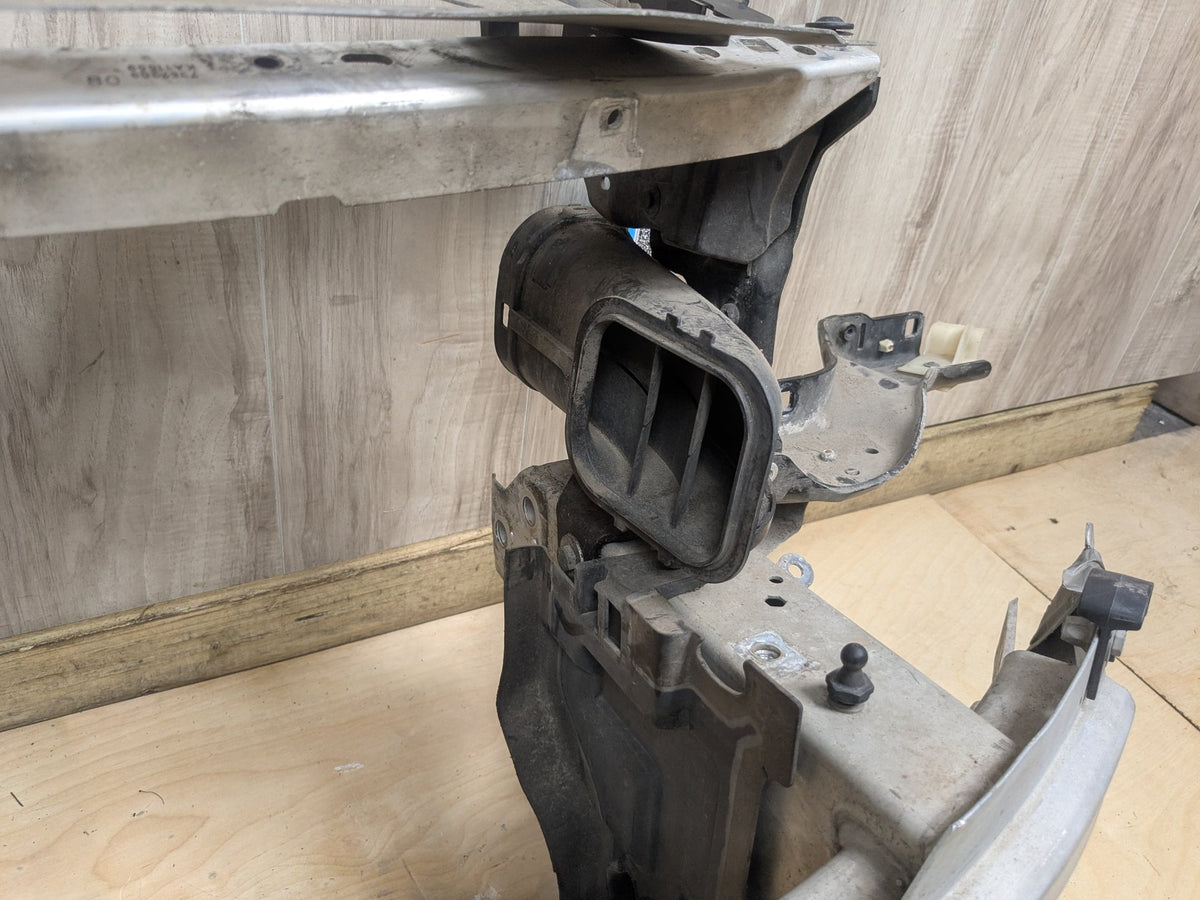 OEM BMW G11 G12 740 750 Front Clip Radiator Support Frame Reinforcement Assembly