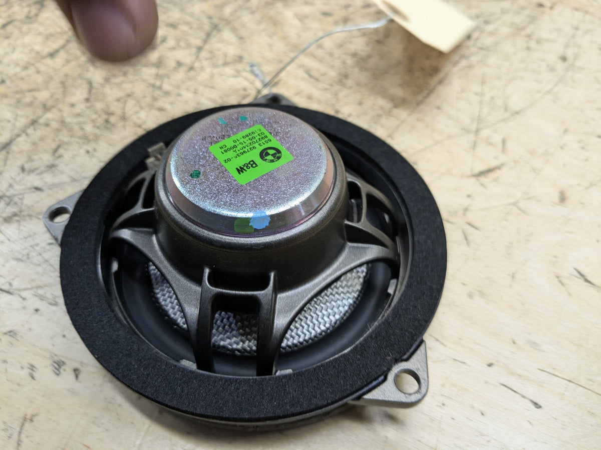 16-23 OEM BMW G12 740 750 G30 530 540 M550 BOWERS & WILKINS Mid Range Speaker