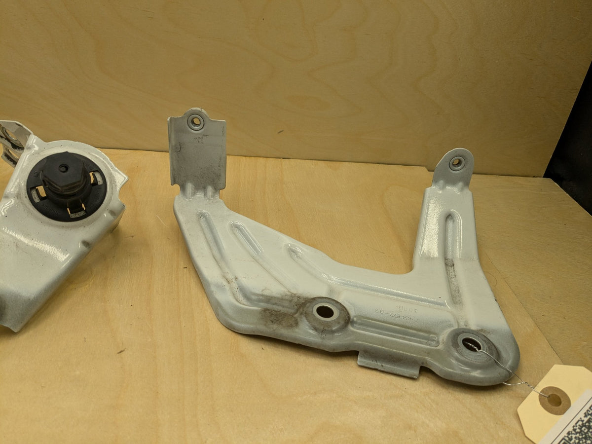 2018-2025 BMW X3 G01 Front Left Driver Fender Brackets SET 7424677 OEM