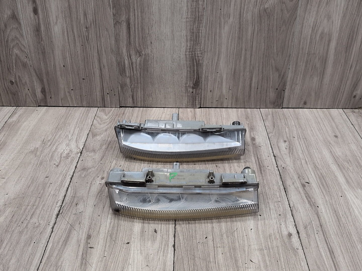 2009-2012 Mercedes-Benz E550 W212 Front Left Right Bumper Fog Lamp Lights SET