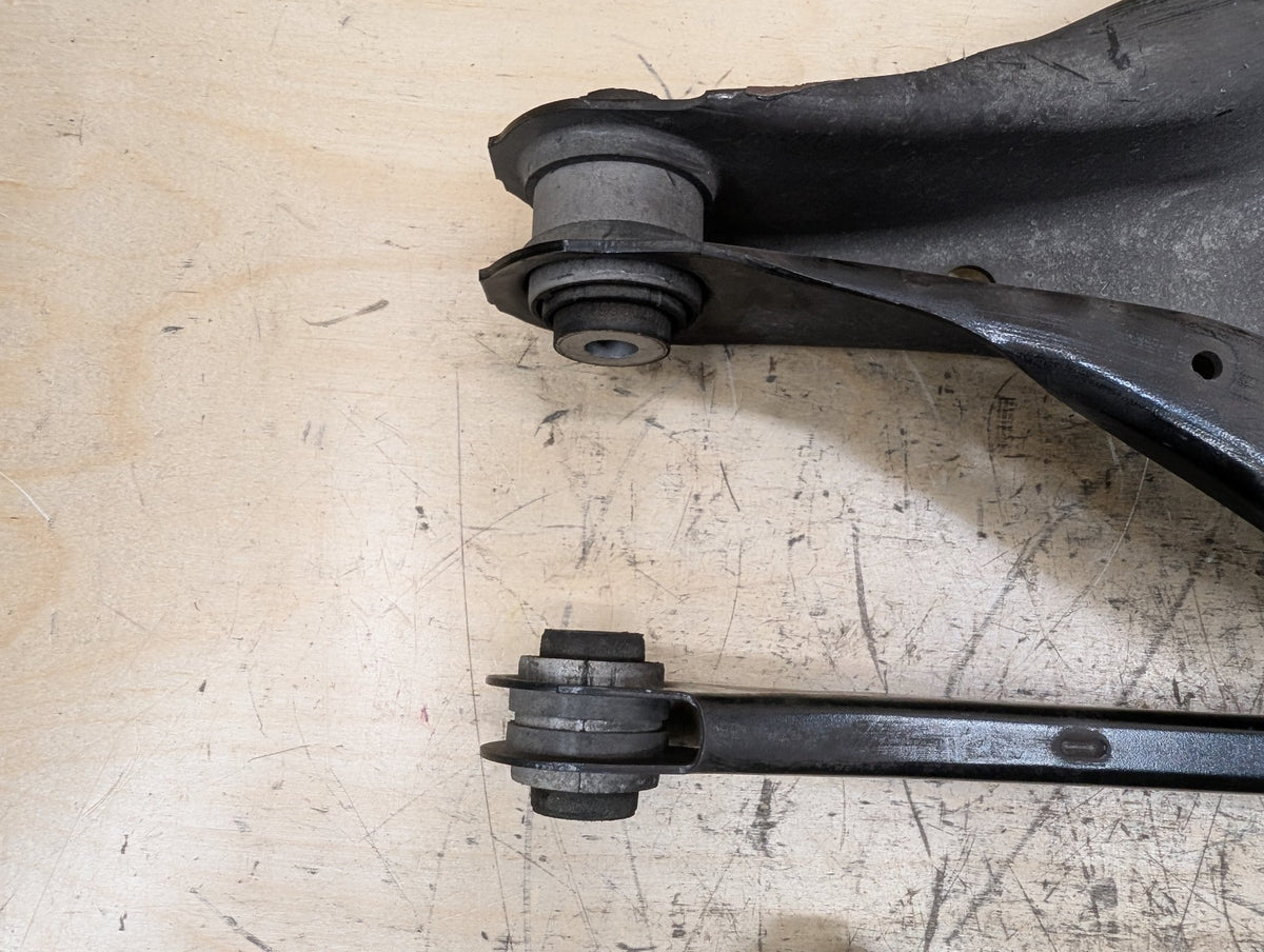 19-26 OEM BMW G20 G22 G23 G26 G42 Rear Left Driver Upper Lower Control Arm SET