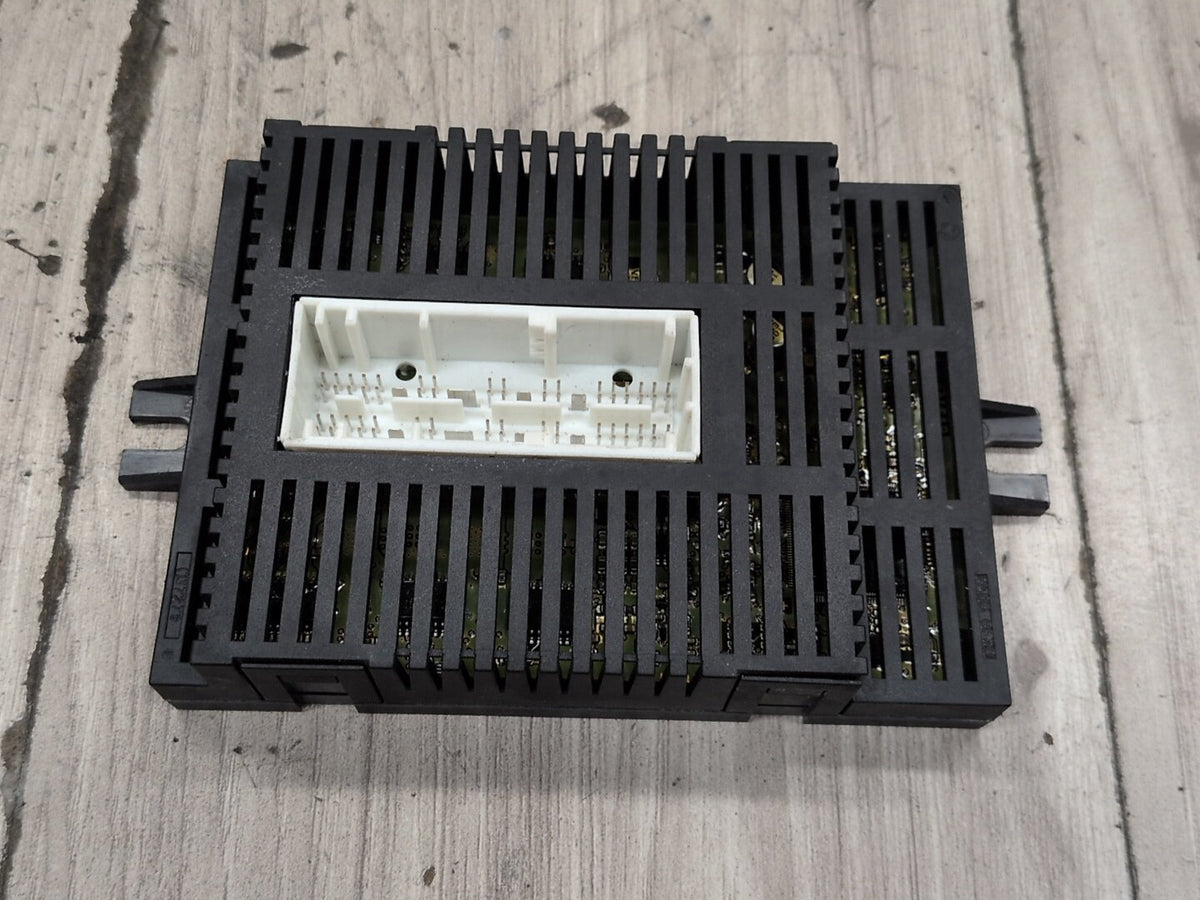 2004-2010 BMW M6 E64 Front Left or Right Headlight Ballast Module 9137776 OEM
