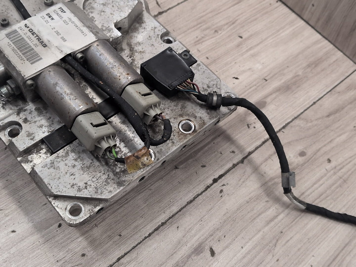 2004-2010 BMW M6 E64 Transmission Control Unit Module 2282998 OEM
