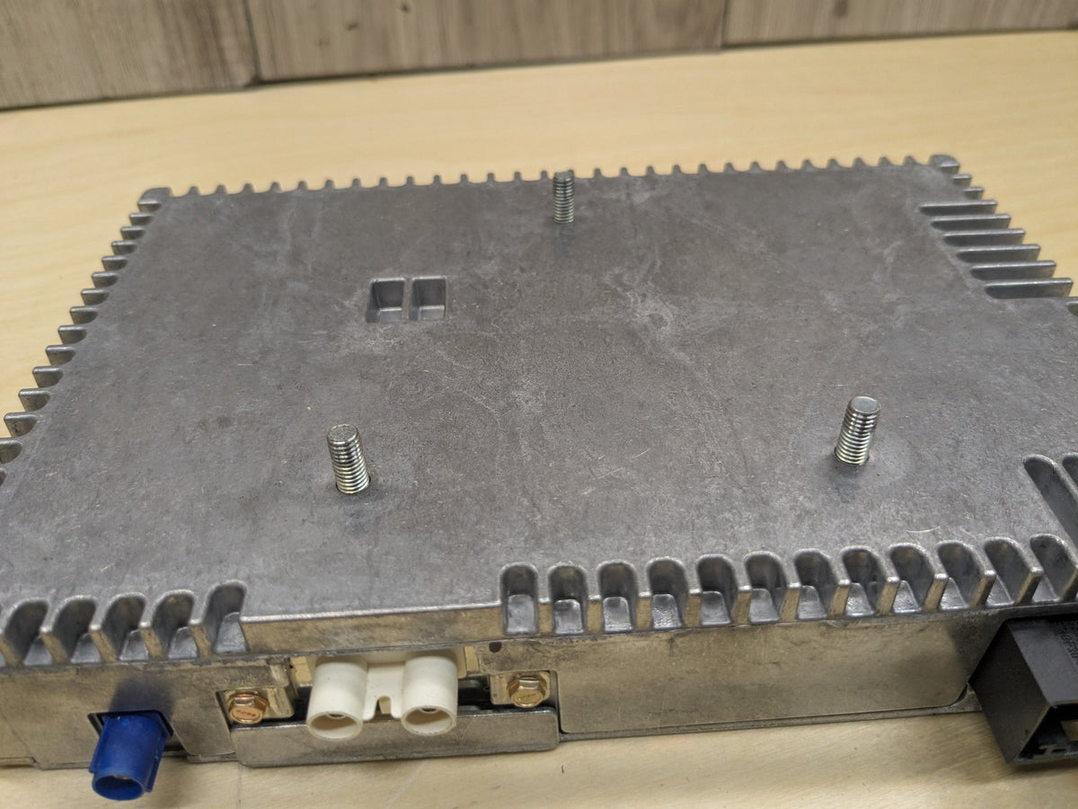 2009-2011 Mercedes-Benz SLK-Class R171 Radio Receiver Module A1719060700 OEM