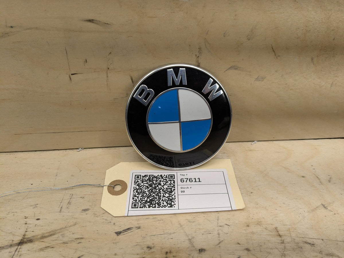 2016-2019 BMW 750i G12 Emblem Badge Symbol Logo 8132375 OEM