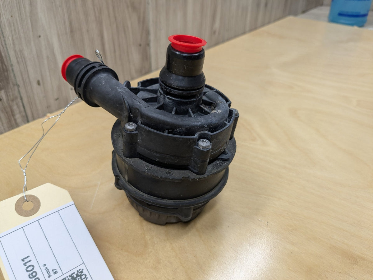 OEM BMW G01 G05 G20 G22 G26 Engine B46 B58 Auxiliary Electric Water Pump Cooling