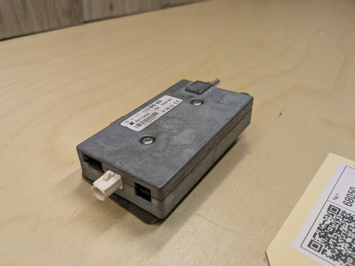 2009-2011 Mercedes-Benz SLK-Class R171 Antenna Amplifier Control Module OEM