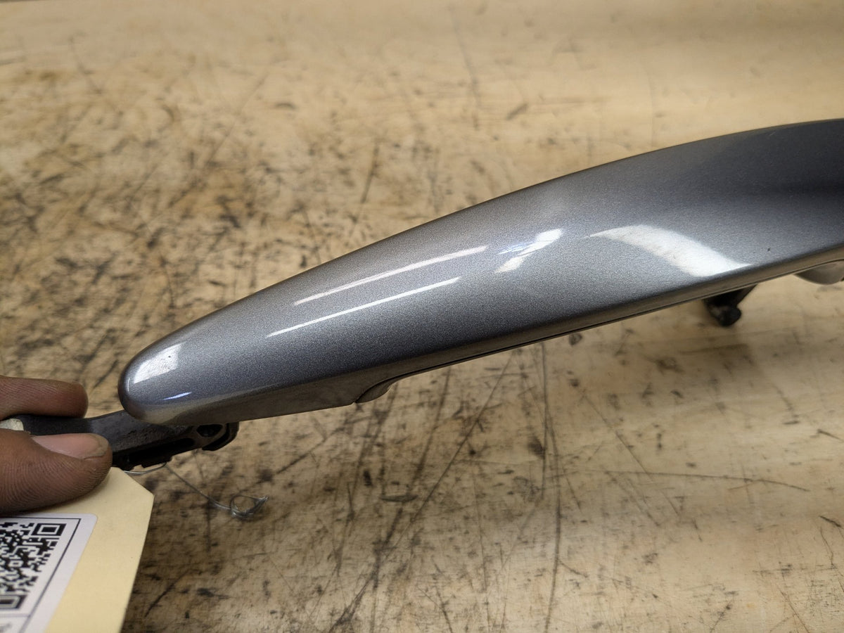 2008-2013 BMW 135i E88 Front Left Driver Door Handle w/ Comfort Access OEM