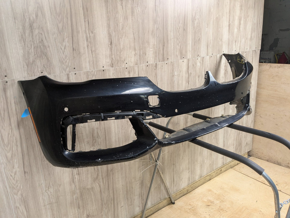 *NOTE 2016-19 BMW 740 750i G11 G12 M SPORT Front Bumper Cover Black 475